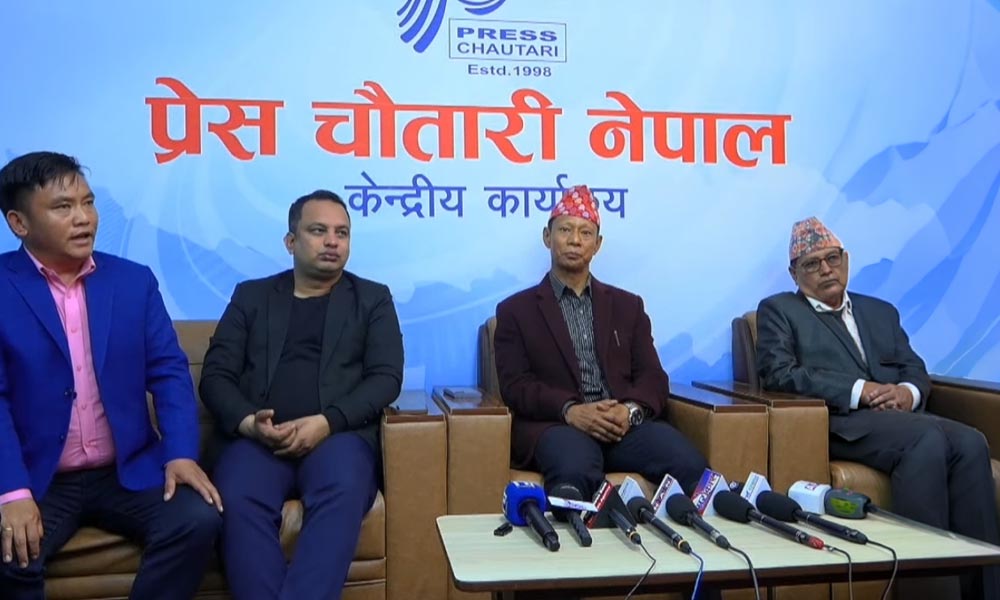 ओली र लेखकको पक्राउमा कानुनी प्रक्रिया मिचिएको पूर्व डिआईजी गुरुङको आरोप
